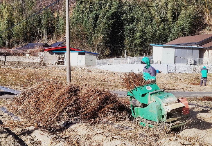 산청군 찾아가는 영농부산물 파쇄지원단 (1)