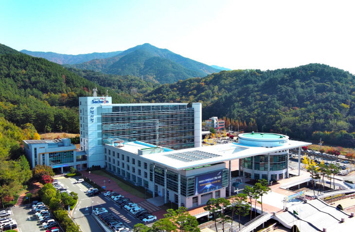 사천시청 전경