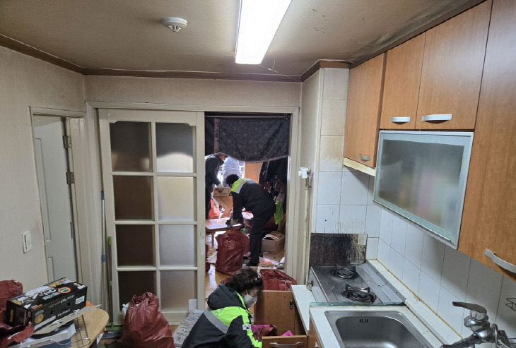 무연고자 유품정리로 따뜻한 돌봄 실천(1-2)