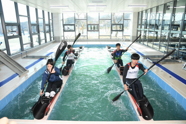 1.카누훈련센터 실내 로잉탱크 (1)