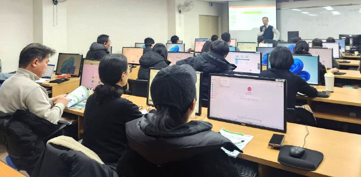 770203612433_7424772092442267088_2153544933