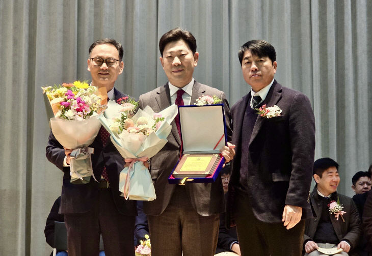 박용선 도의원 포항제철공고 동문상 수상3