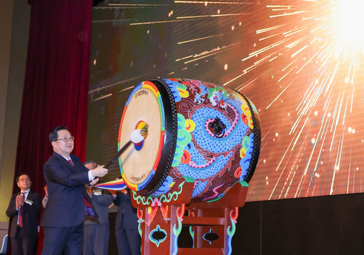 1. 대전경제 이정표 ‘대전상장기업지수 선포2