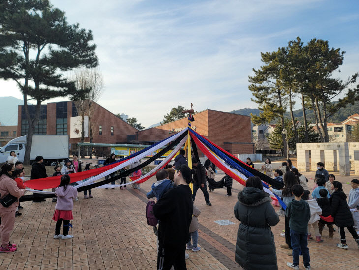 2.9(김해기적의도서관, 방과후 어린이 아지트로 변신)1