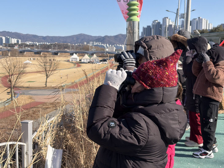 환경교육도시 청주, ‘미호강 철새탐조’ 운영 마무리.