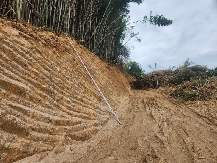 2.군계획도로 개설 현장 사진