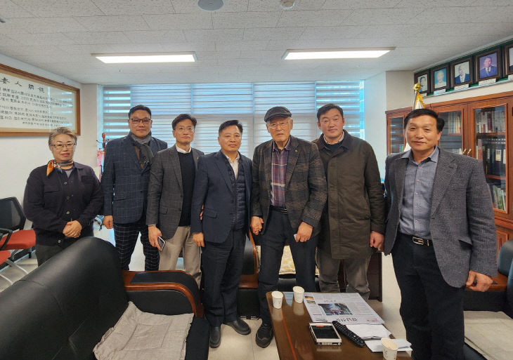 김구연 도의원, 노인지원시책 간담회서 경청