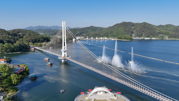3.예당호 출렁다리와 음악분수 전경
