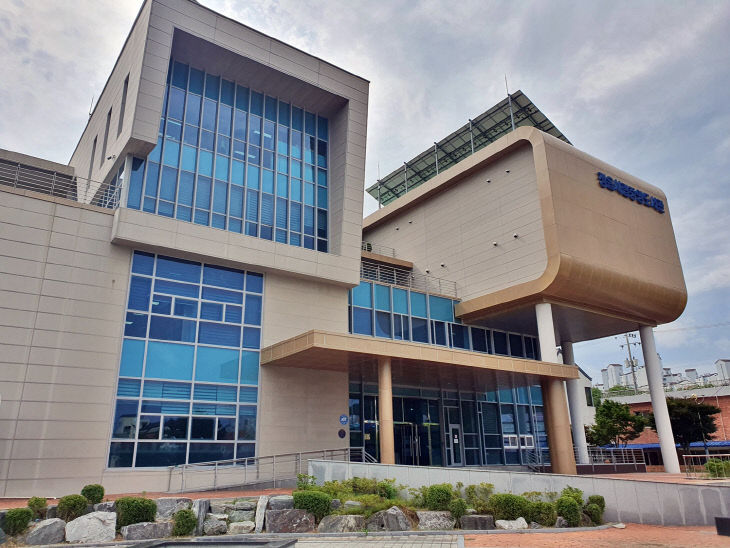 정읍시립도서관, 상반기 초청 작가 5인 공개