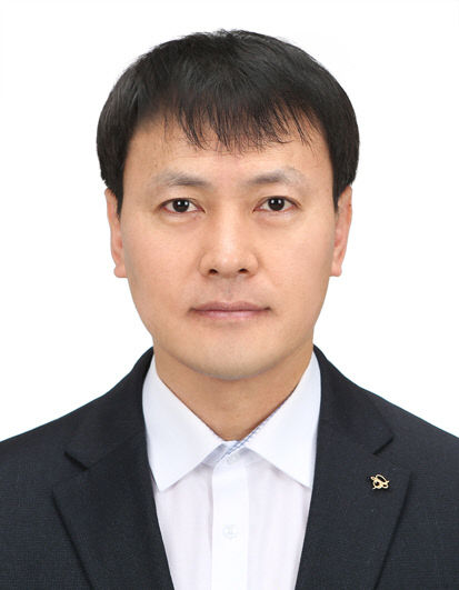 김성욱 증명사진