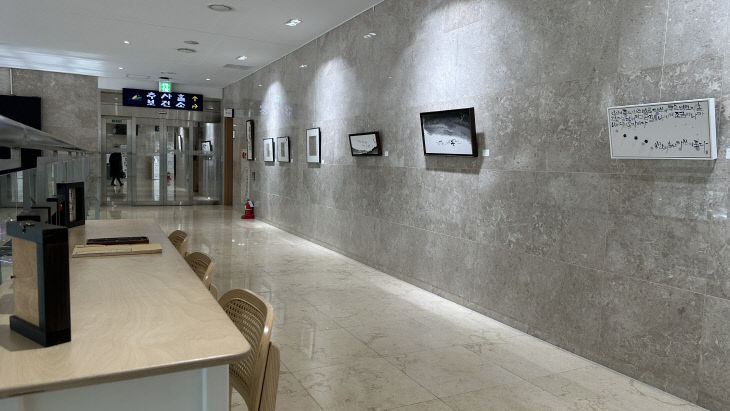 4.예산군청 2층 전시관(2)