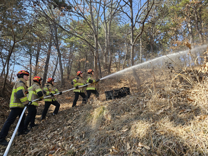 금산소방서 고압성능개선 펌프차 활용 산불 대응 훈련