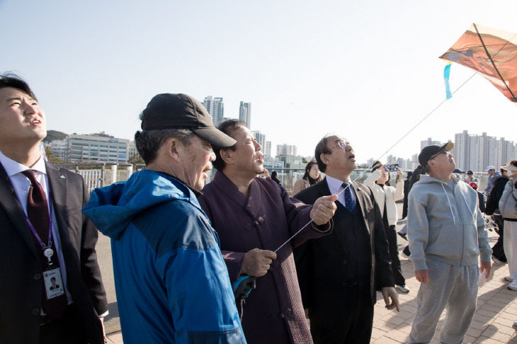 연날리기대회4(문화예술과) (1)