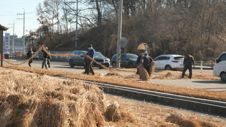 사본 - (사진2)줄 제작 시작2(2026)