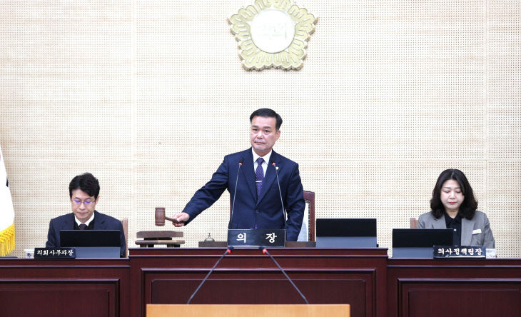 제322회 폐회 사진.A12I0699