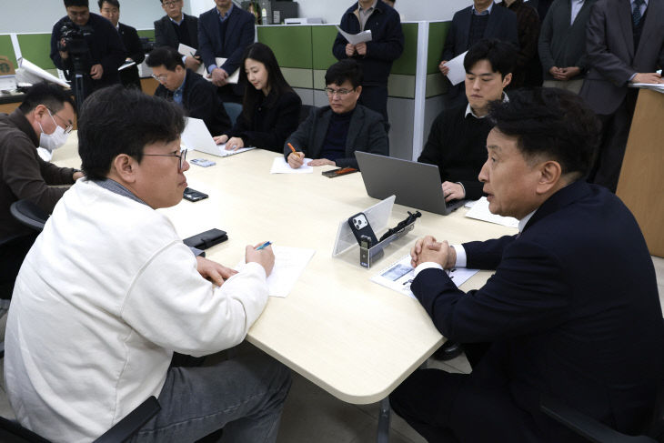 20260304 - 충북 물 사용 관련 기자간담회(기자실, 도지사)1