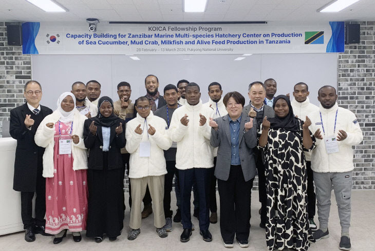 탄자니아 잔지바르 수산 양식장 역량강 사진