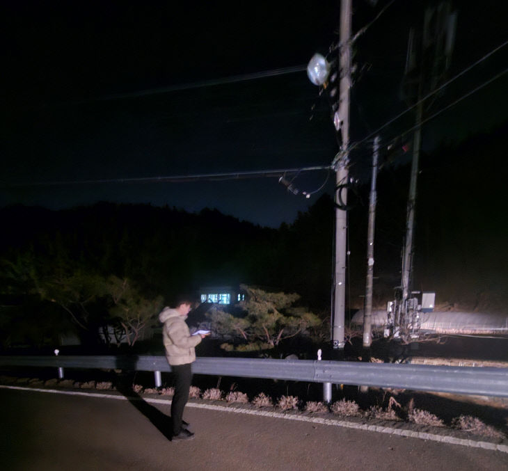 14.예산읍 보안등 점검 모습 (1)