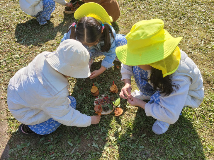 숲 체험 모습 (2)