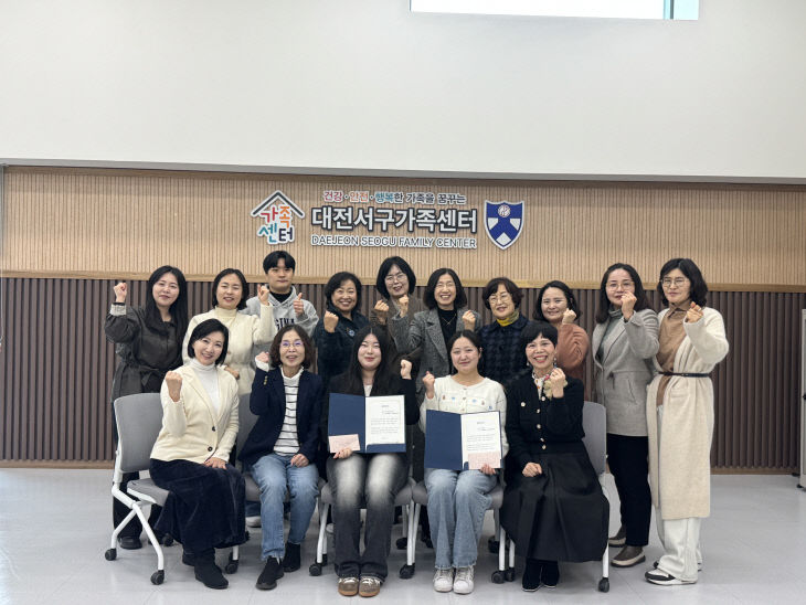 배재대학교-장학금 전달 후 (2)