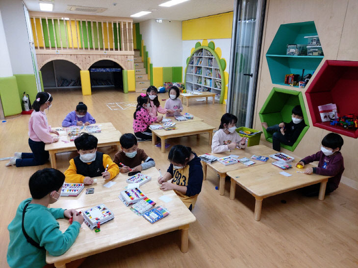 아동보육과(다함께돌봄센터 플그램 운영 모습) (1)