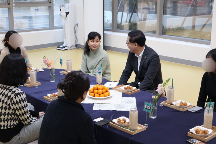 동구살롱_바키예바 누리자 명예기자 첨부사진