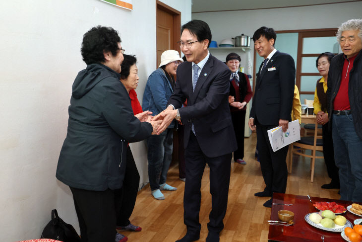 고창군수, 해빙기 경로당 안전점검
