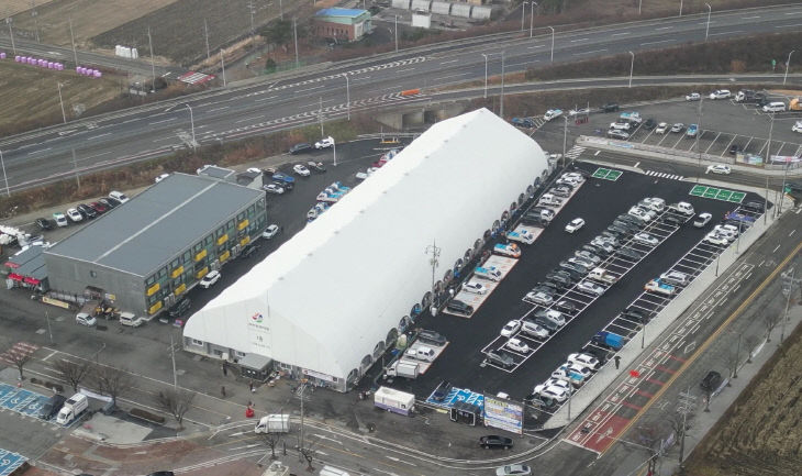 화재 이후 임시로 운영되고 있는 서천특화시장