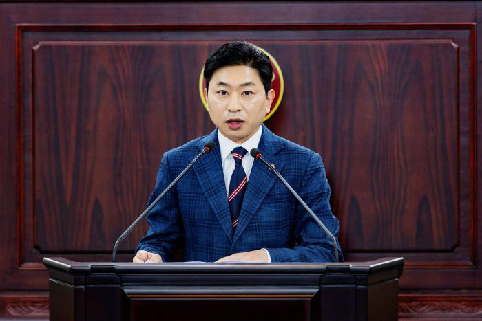 3.김종복 의원 5분발언 모습