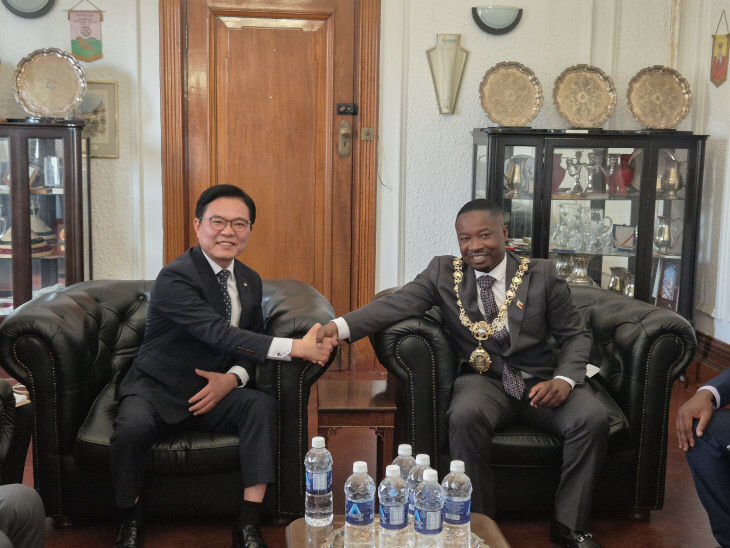 하라레시청 방문 (1)