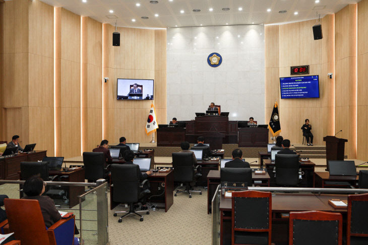 예산군의회 제323회 임시회 폐회 (1)