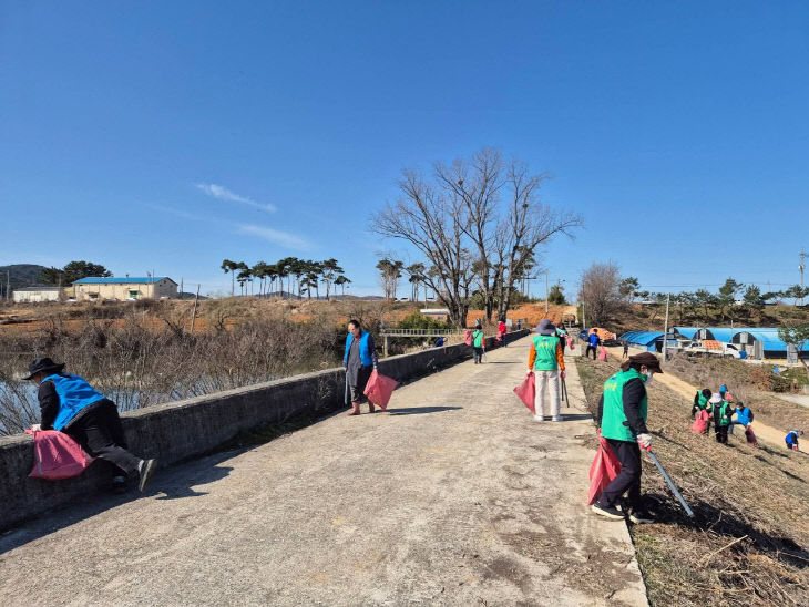 774097143184_7441102744047096801_1850920941