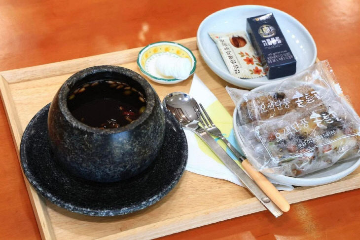 1774132401016_7441250626114591456_2740248091