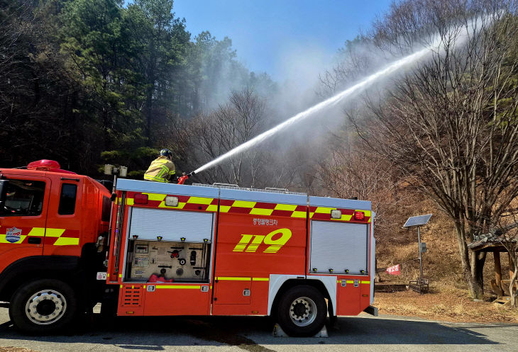 금산소방서, 산불취약지역 선제 주수 활동