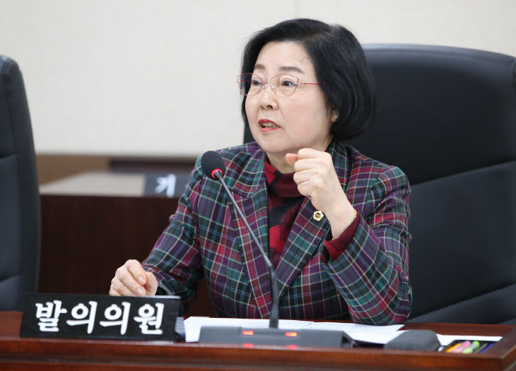 적 복지 실현 및 노인 예우 강화