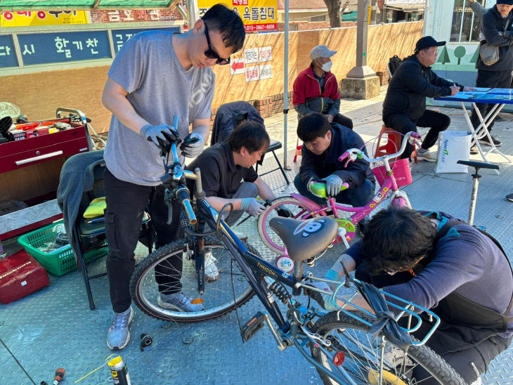 공단 직원들다. 1