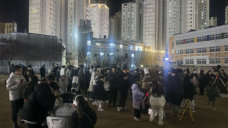 천안홍대용과학관(별빛충전소 운영 - 지난해 청당초)