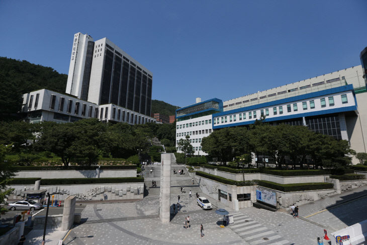 개인기초연구사업. 동아대학교 승학캠퍼스 전경.