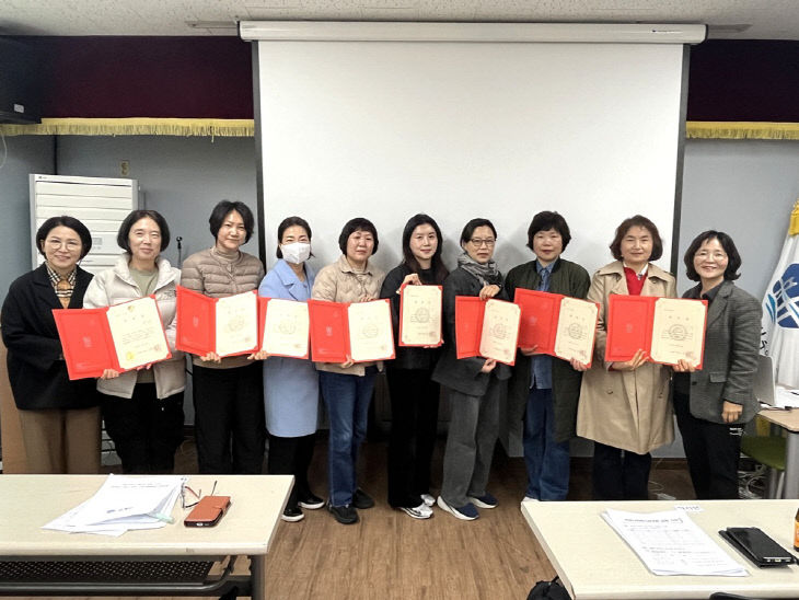 보도사진1(명예사회복지공무원 교육)