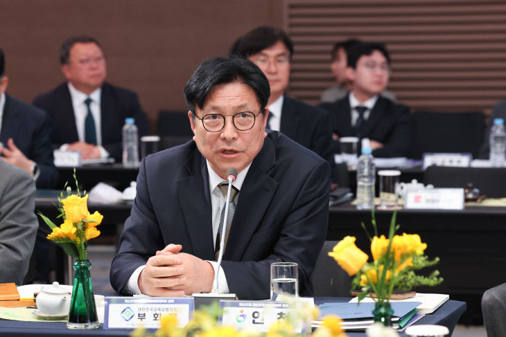 시대 교육 성패는 교사 역량”, 교사 양성 체계 혁