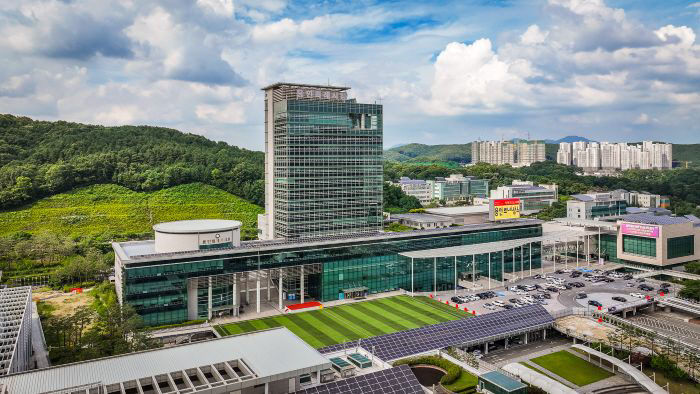 6. 용인특례시청 전경