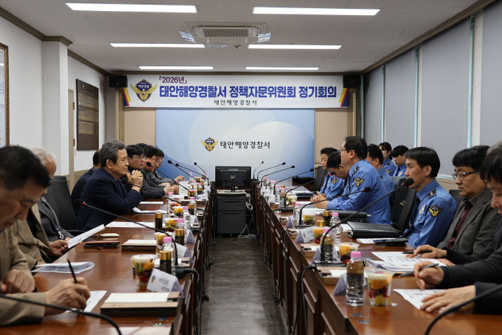 2026년 정책자문위원회 정기회의 중인 모습 (2)