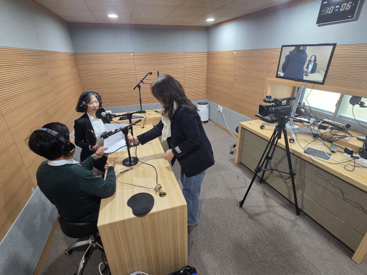 라디오 촬영사진