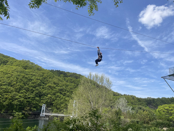 집라인 체험 사진
