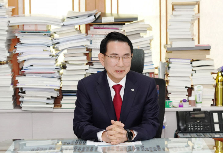 1. 이완섭 서산시장