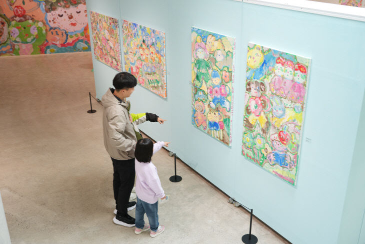 이슬로 특별전 전시 현장 (8)