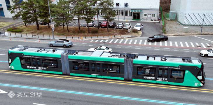 20260401-3단 굴절버스 시험운행1