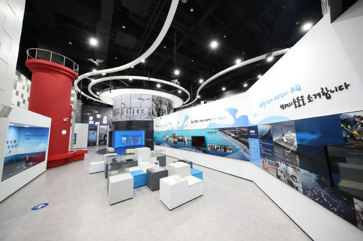 유류피해극복기념관 (1)