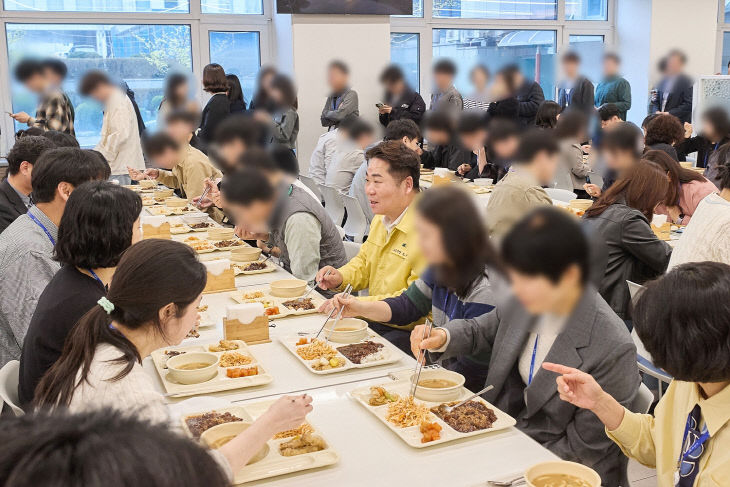 직원 사기진작 ‘행운 간식데이’ 운영(3)