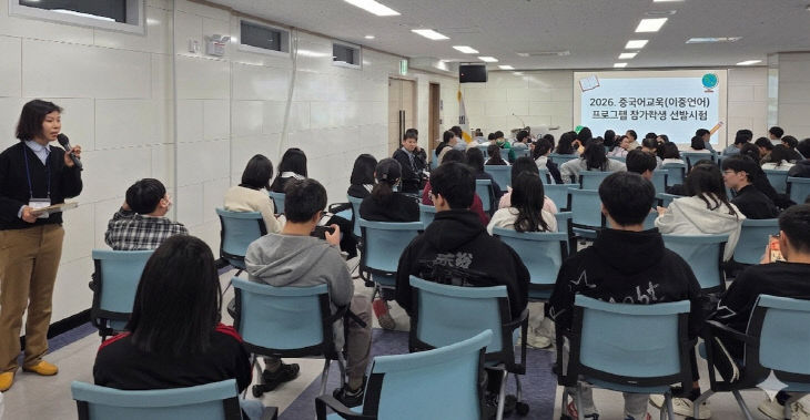 사본 -시험응시자 대기 및 설명장면